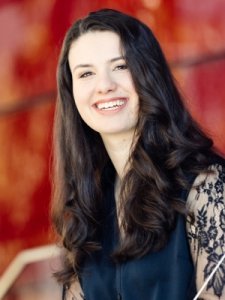 Shira Samuels-Shragg