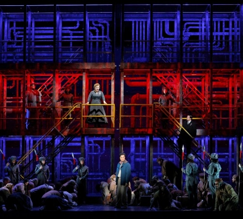 Opera singers on a red and blue set - Photo from Turandot opera